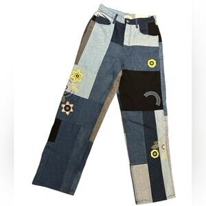 BDG Women’s Size 31 High Rise Baggy Jeans in a Patchwork Style & Embroidery NWT